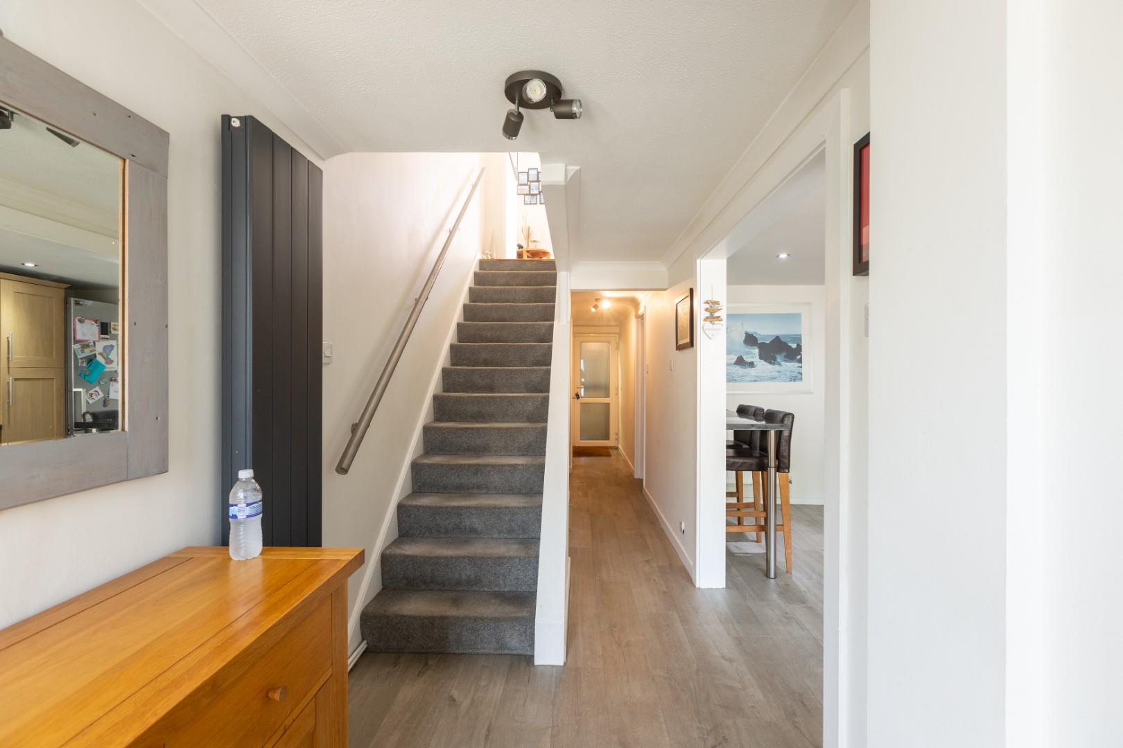Plunch Lane, Mumbles, Swansea, SA3 4JE